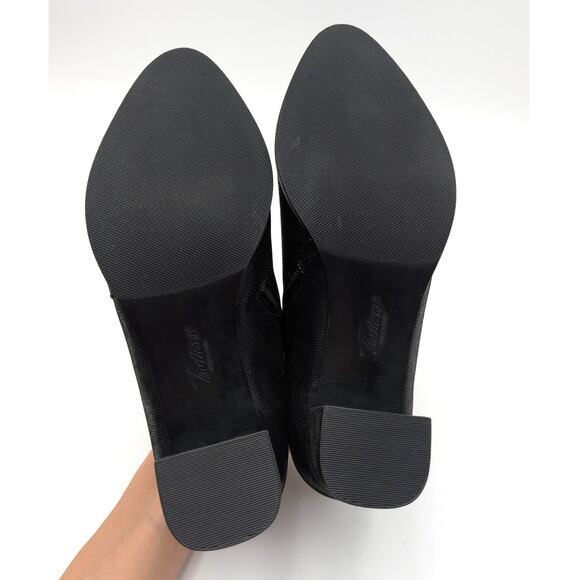 Trotters Keegan Heel Pump Women's T2059-008 Side Zip Black Size US9W EU40 - Picture 8 of 11